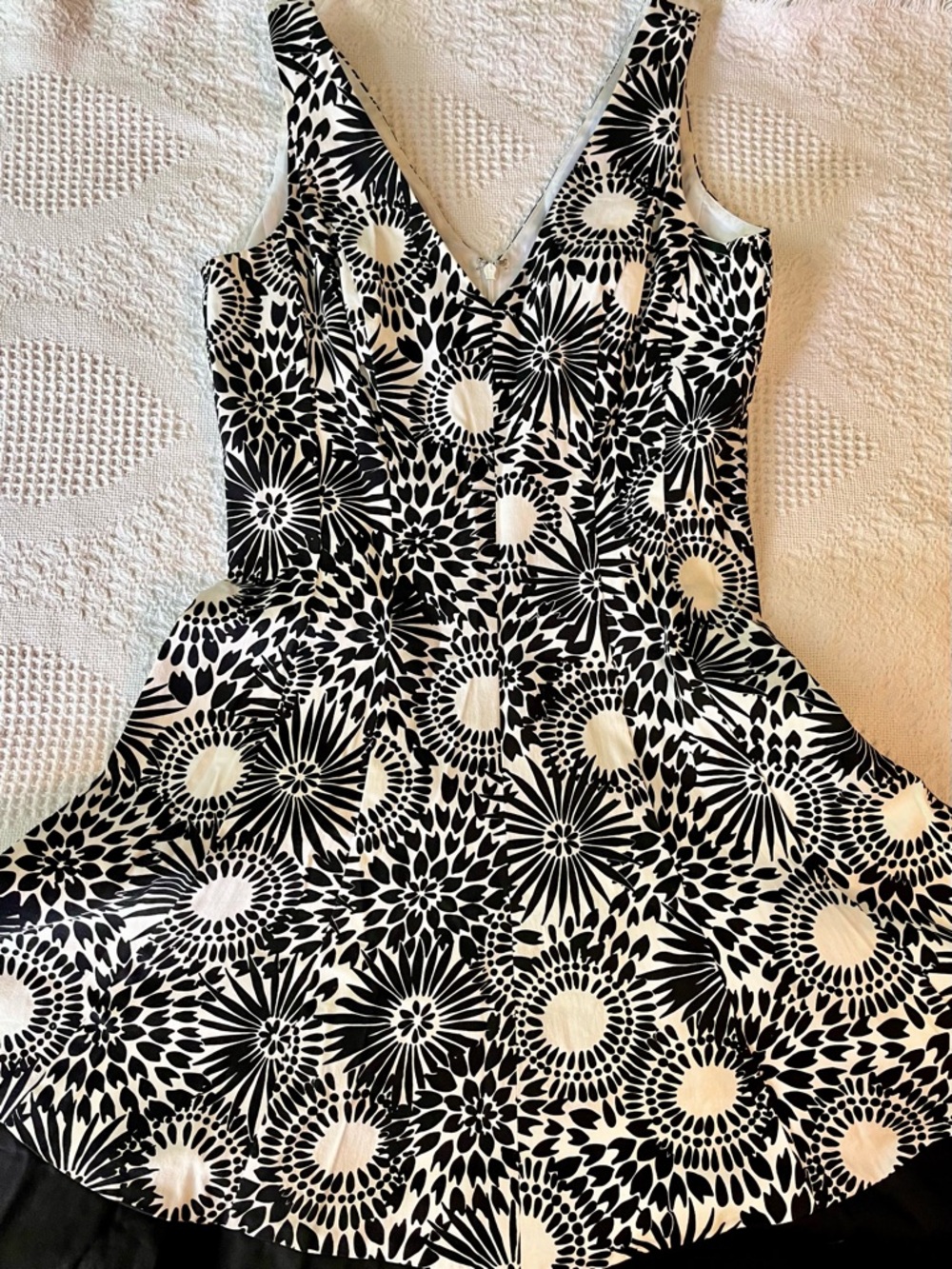 Nine West Black and White Floral Fit & Flare Dress with Cool Black Block Hem - Picture 3 of 7